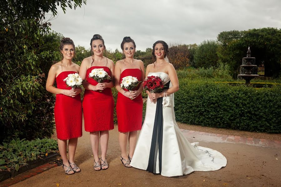 Fotografo di matrimoni Marie Contraire (contraire). Foto del 13 febbraio 2019