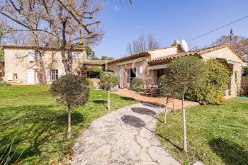 maison à Saint-Paul-en-Forêt (83)