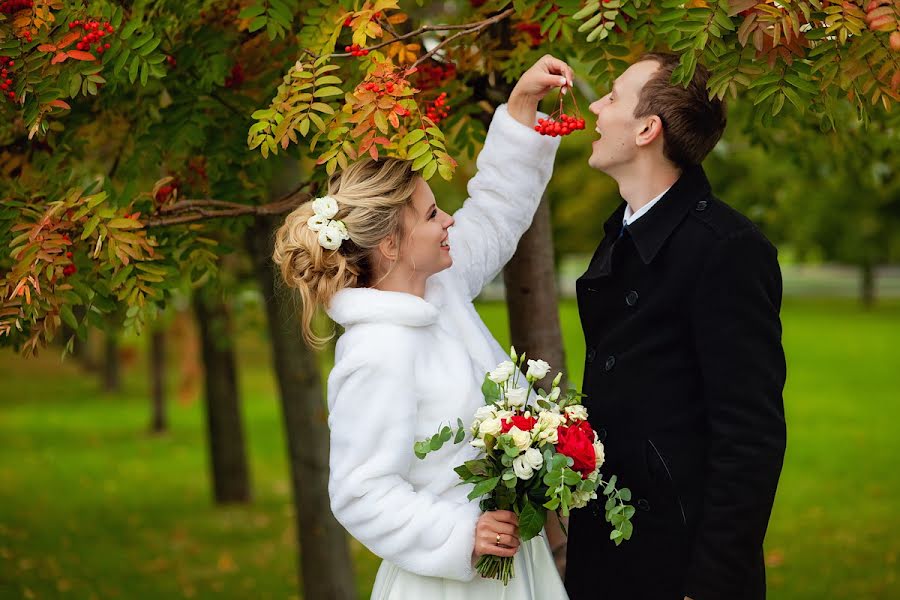 Fotógrafo de bodas Elena Cybina (tsybinaelena). Foto del 7 de octubre 2017