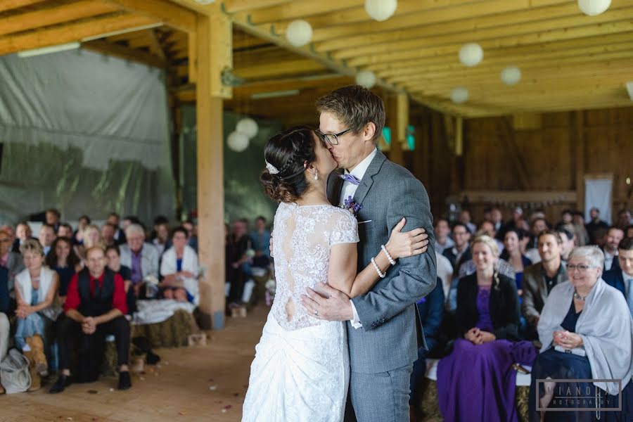 Fotógrafo de casamento Michael Auer (miandla). Foto de 2 de março 2019