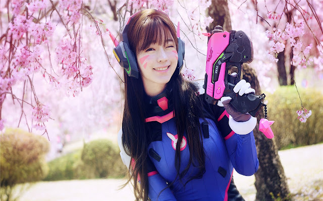 D.Va Cosplay Themes & New Tab