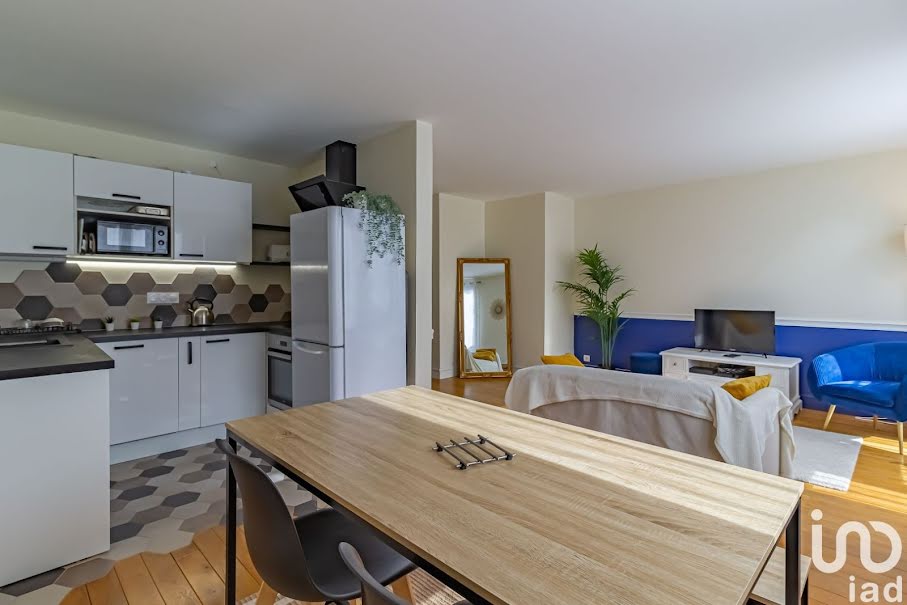 Vente appartement 3 pièces 57 m² à Versailles (78000), 350 000 €