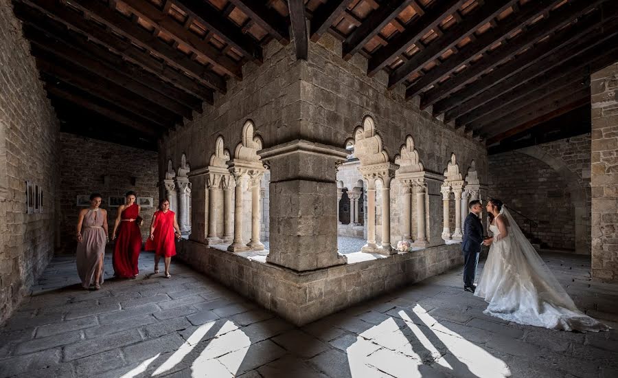 Fotografo di matrimoni Victor Diaz (victordiaz). Foto del 23 maggio 2019