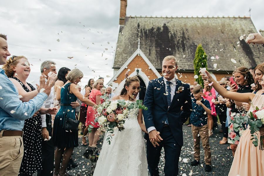 Fotograf ślubny Sarah Vella (vella). Zdjęcie z 13 lutego 2019