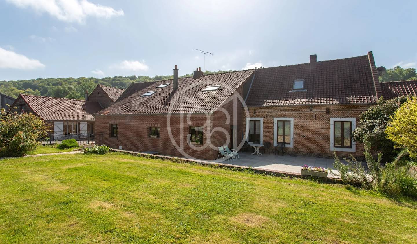 Maison avec terrasse Clenleu