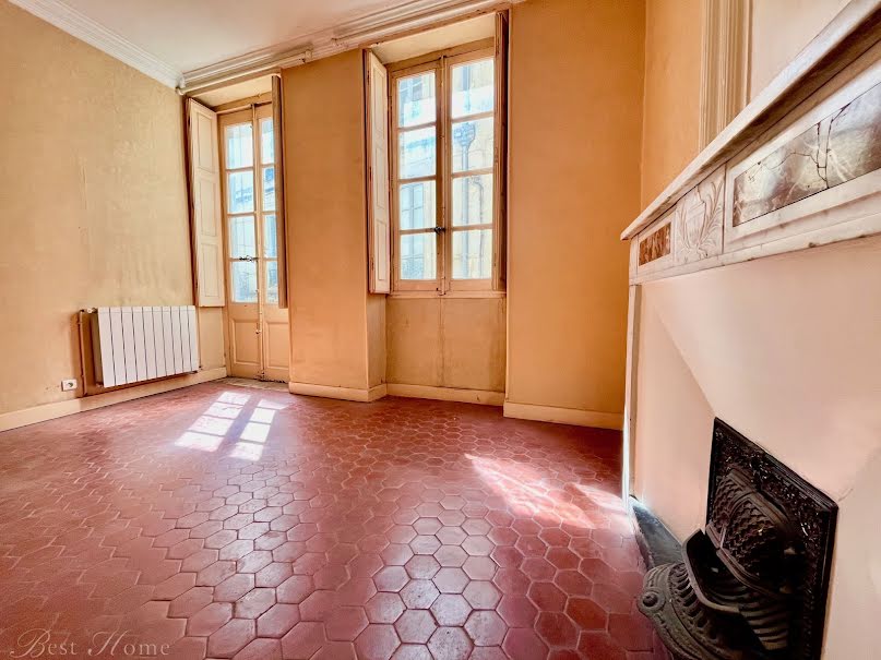 Vente appartement 3 pièces 68 m² à Nimes (30000), 132 500 €