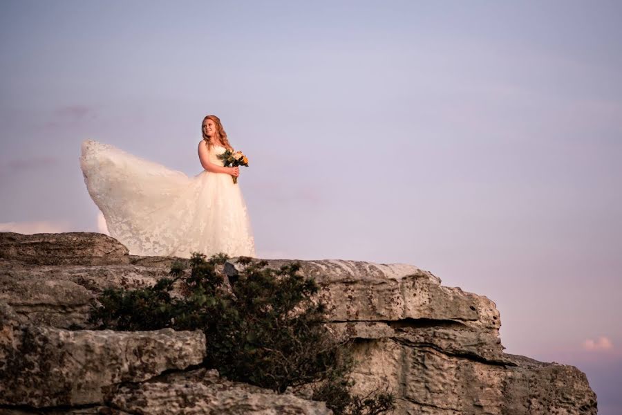 Fotografo di matrimoni Courtney Paige (courtneypaige). Foto del 8 settembre 2019