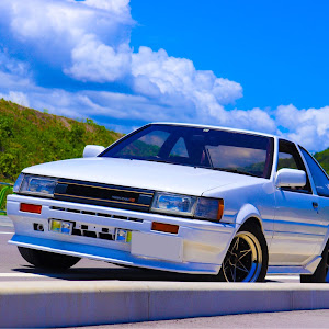 カローラレビン AE86