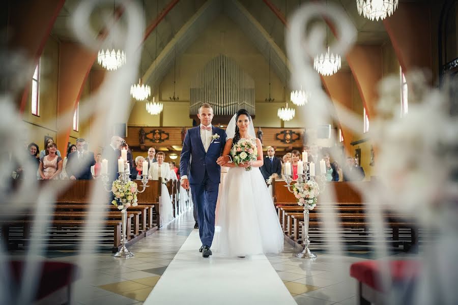 Fotógrafo de casamento Krzysztof Piątek (krzysztofpiate). Foto de 10 de julho 2018