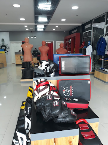 Opiniones de Champion Sports en Cuenca - Tienda de deporte