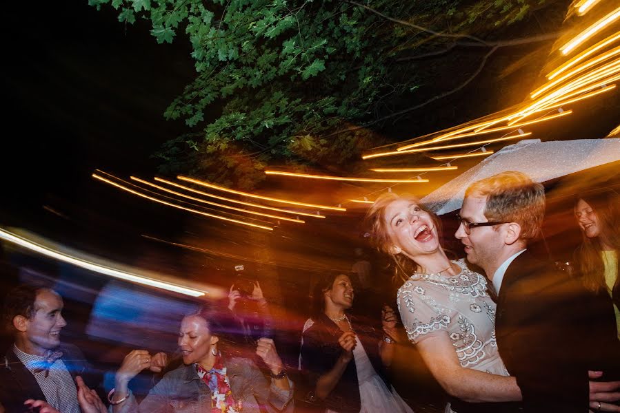 Fotógrafo de bodas Zhenya Garton (garton). Foto del 17 de octubre 2015