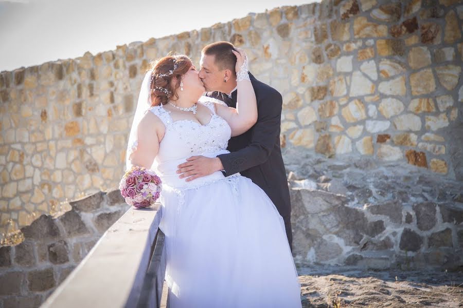 Photographe de mariage Zoltan Bakos (bakos). Photo du 3 mars 2019