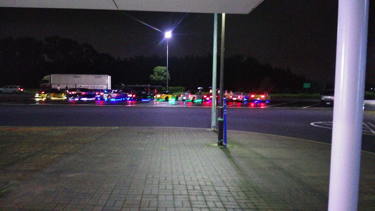RX-8のドライブ・エムズガレージに関するカスタム事例の投稿画像3枚目