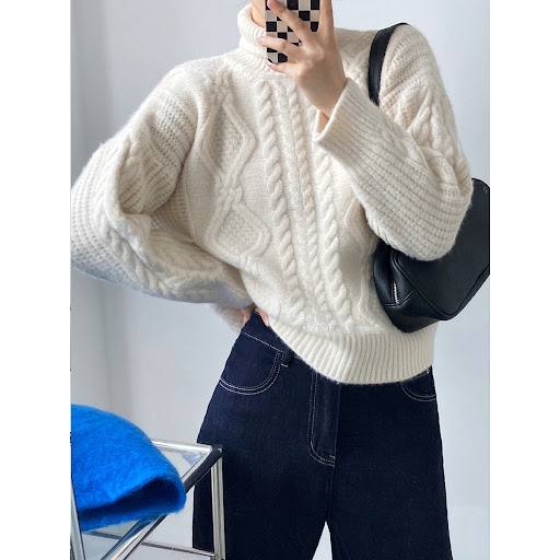Title 4, Womens Simple Thick Outer Wear Turtleneck Sweater