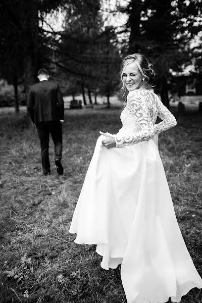 Fotógrafo de bodas Yana Tikhonova (tihonovfoto). Foto del 24 de octubre 2017