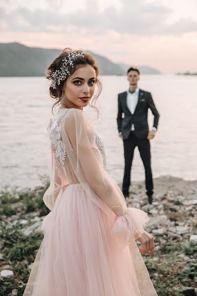 Wedding photographer Kseniya Uvarova (ksuvarova). Photo of 17 February 2018