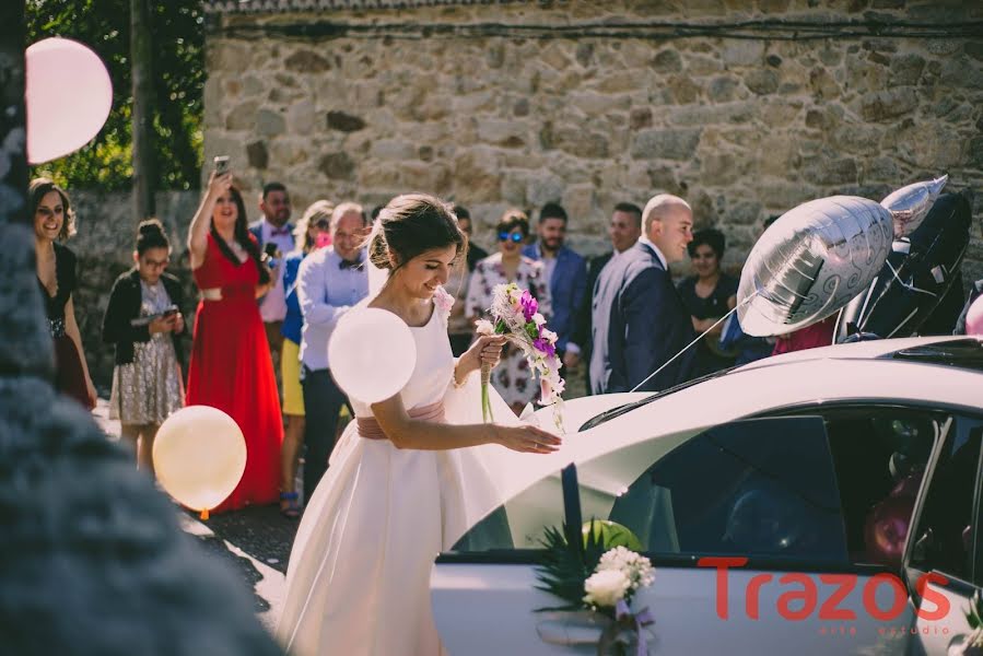 Hochzeitsfotograf Maria Trazos (trazos). Foto vom 23. Mai 2019