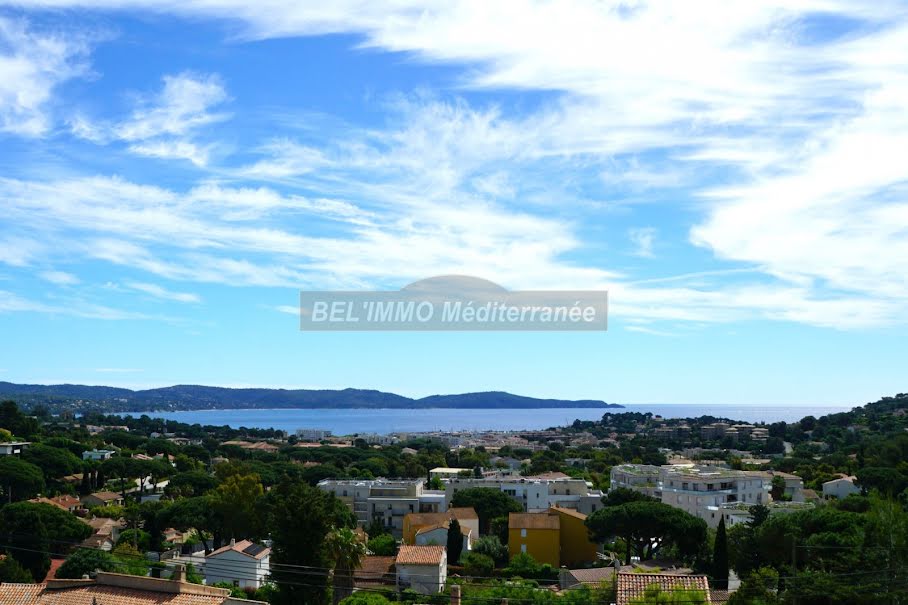 Vente villa 6 pièces 150 m² à Cavalaire-sur-Mer (83240), 1 365 000 €