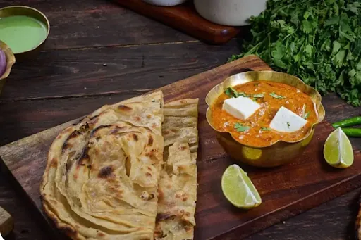 Shahi Paneer With 2 Laccha Paratha