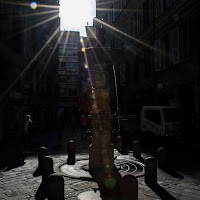 Genova, Effetto "flare" è tutto ombra ciò che vedo? di 