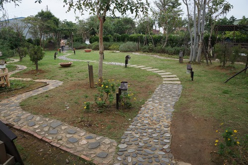 桃園景點推薦-旅遊好去處【阿勃勒藝文農莊】親子餐廳