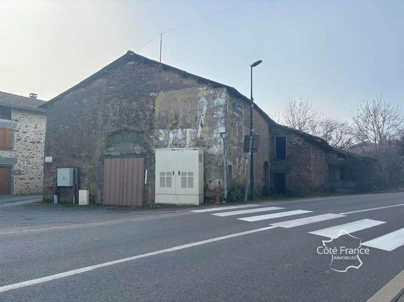 Vente locaux professionnels   à Saint-Santin-de-Maurs (15600), 35 000 €