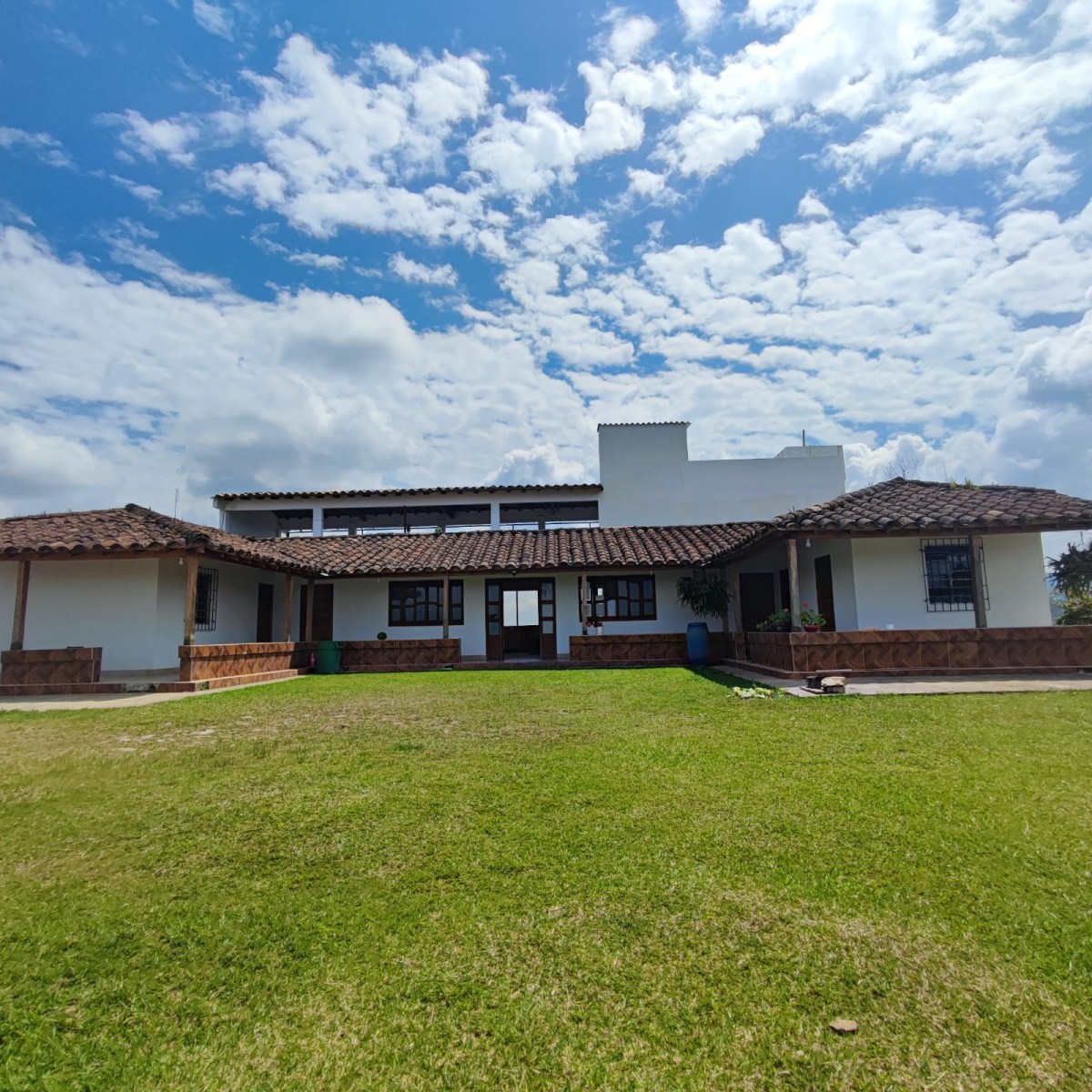 Casa En Venta - Santo Domingo, Santo Domingo