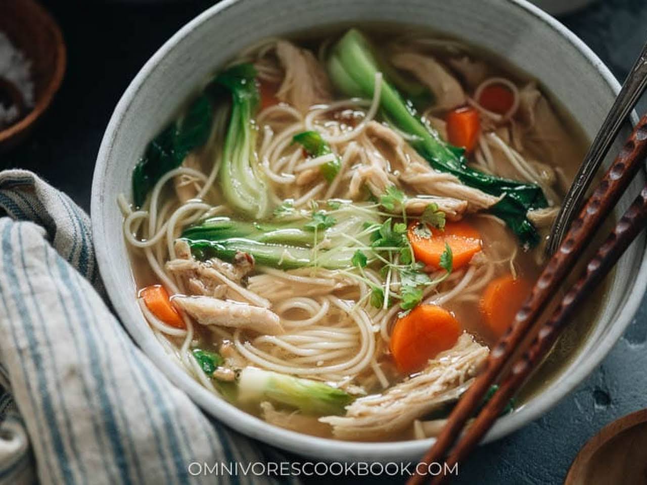 Quick & Easy Chinese Noodle Soup - Erren's Kitchen