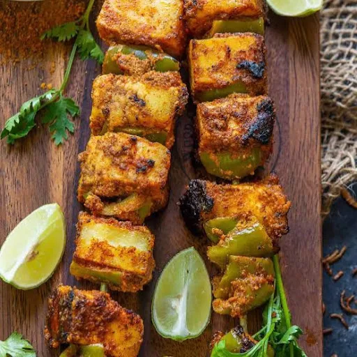 Achari Paneer Tikka