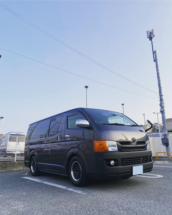 ハイエースの車中泊仕様・USバン・車検なんて無くなればいいのに😟・ハイエースのある生活・バンライフスタイルに関するカスタム事例の投稿画像1枚目