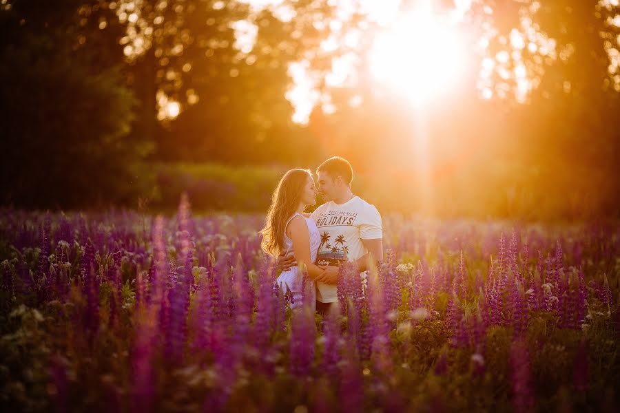 Свадебный фотограф Оксана Мартынова (oksanamartynova). Фотография от 15 июня 2019