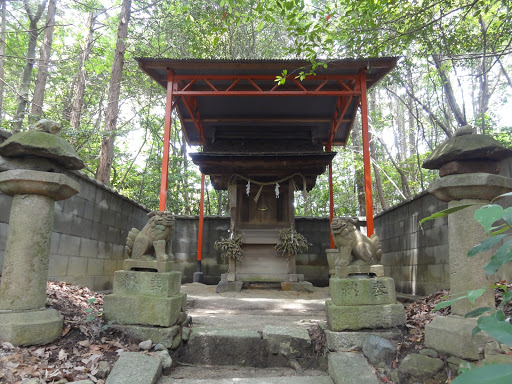 地主神社