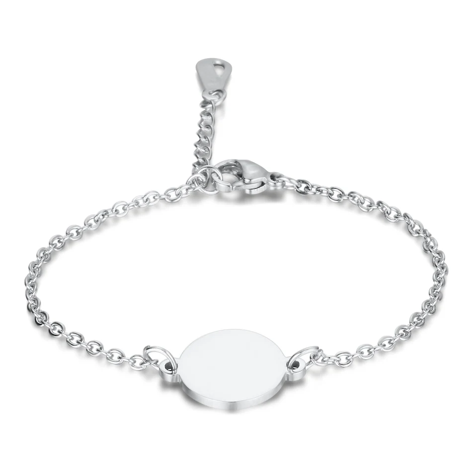 Pulsera de acero titanio simple y combinable para hombre o mujer, elegante y resistente, ideal para uso diario, un accesorio versátil.