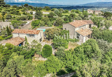 Maison avec piscine et terrasse 6