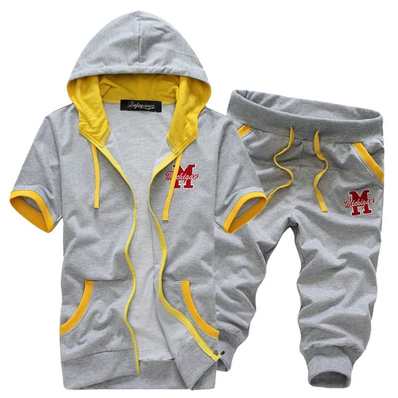 Men's hooded short sleeve sweater + shorts