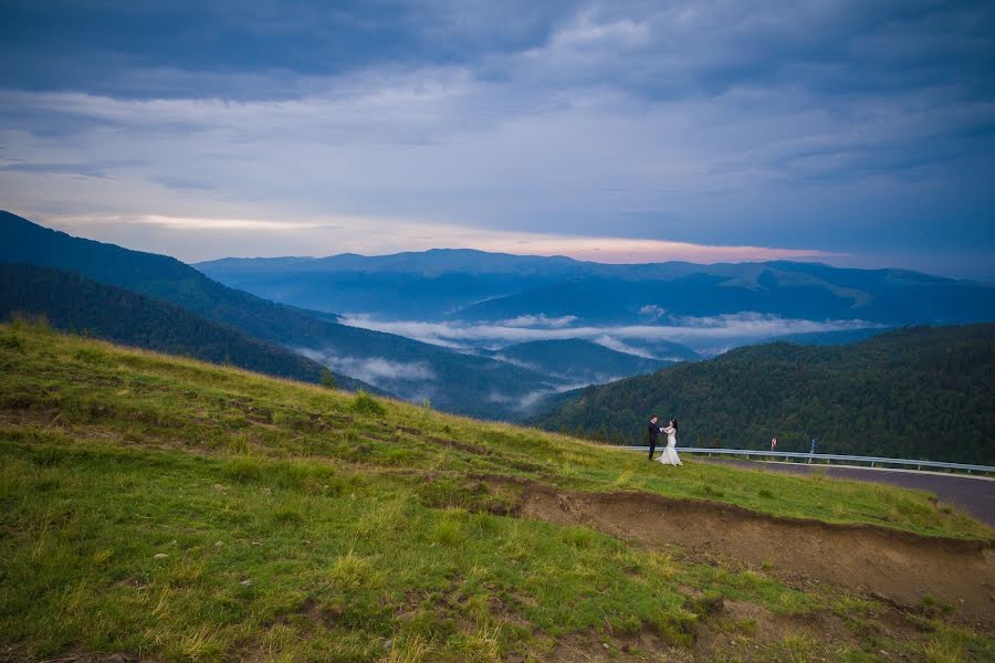 Fotógrafo de bodas Cezar Brasoveanu (brasoveanu). Foto del 25 de julio 2017