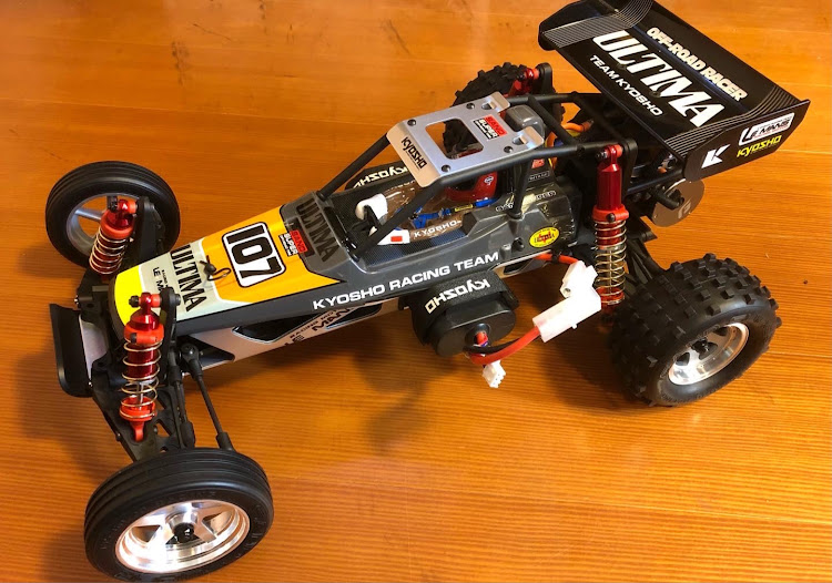 トクホンさんが投稿したMINI・マフラー・ラジコンネタですいません・アルティマに関するカスタム事例の投稿画像3枚目