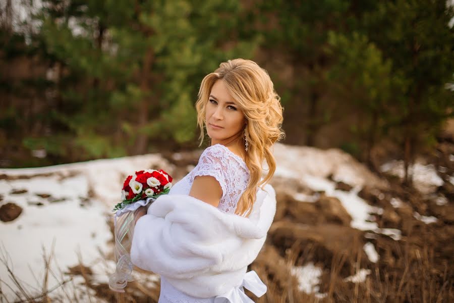 Fotografo di matrimoni Darina Luzyanina (darinalou). Foto del 24 aprile 2017