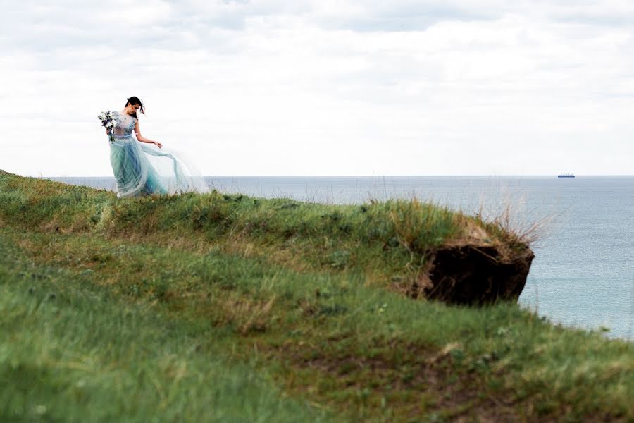 Fotografo di matrimoni Evgeniy Tarasov (tarasof). Foto del 22 aprile 2017