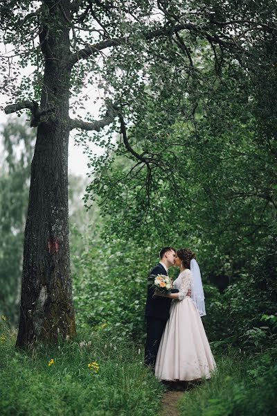 Fotógrafo de casamento Viktoriya Akimova (torie). Foto de 27 de setembro 2017