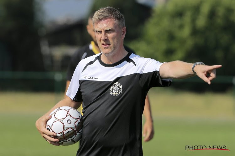 Het gaat wel héél snel: tweede trainersontslag in Jupiler Pro League is al een feit