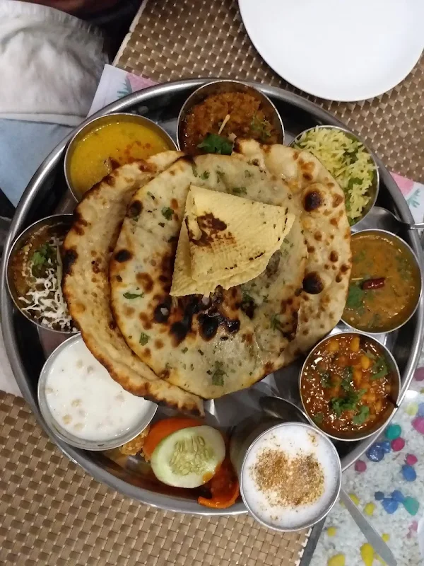 5 states Restaurant By Madras Hotel photo 