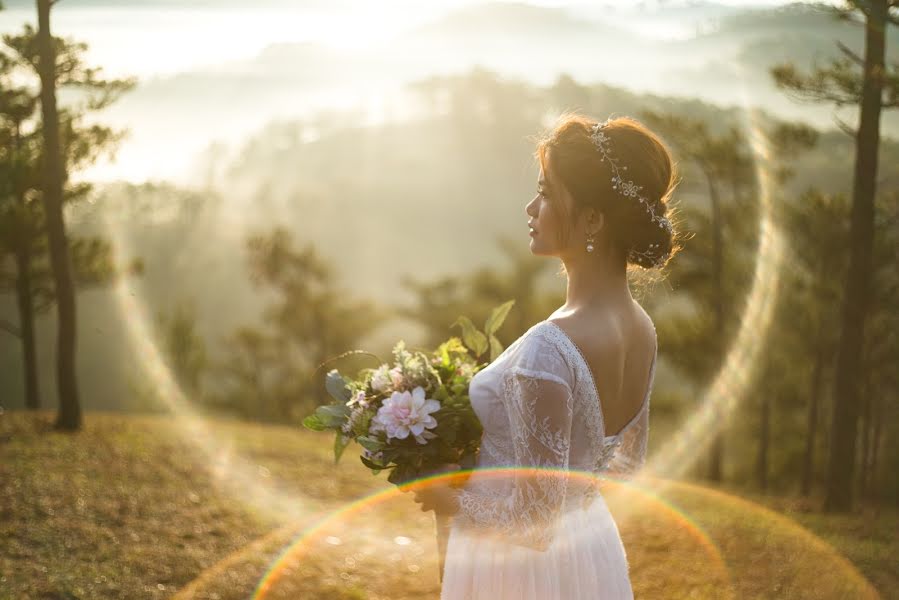 Photographe de mariage Thang Ho (rikostudio). Photo du 13 février 2018