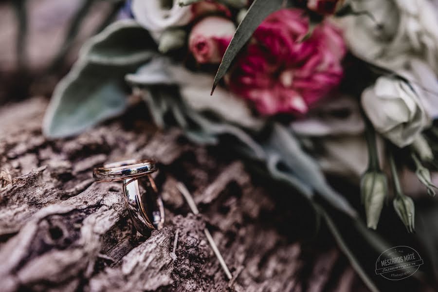 Fotógrafo de casamento Máté Mészáros (jazzedbymatt). Foto de 4 de janeiro 2019