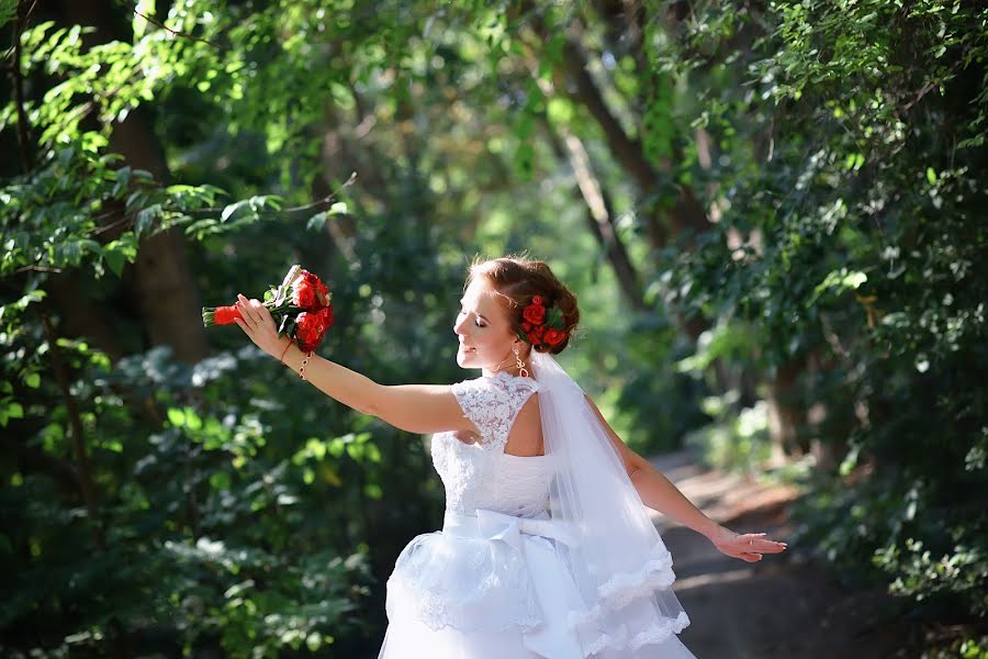 Wedding photographer Anatoliy Docenko (anatoliydcn82). Photo of 25 September 2016