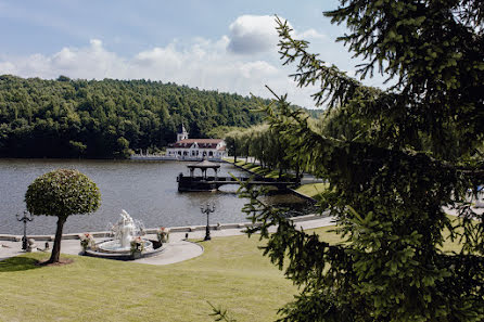 Jurufoto perkahwinan Oksana Bondar (bonart). Foto pada 4 April 2019