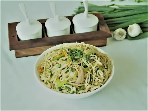 Veg Hakka Noodles