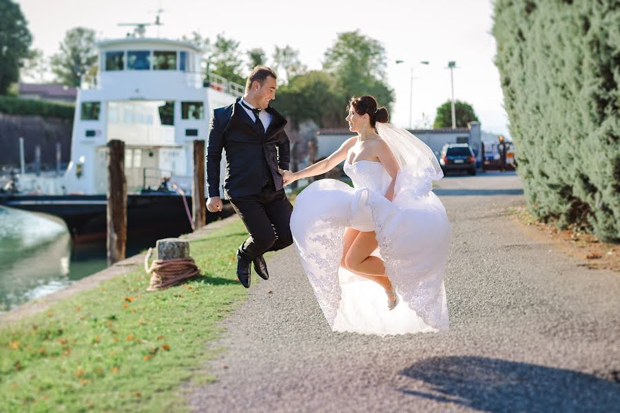 Fotógrafo de casamento Bogdan Voicu (lumia-studio). Foto de 5 de outubro 2017