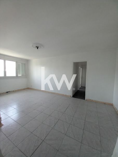 Vente appartement 3 pièces 63 m² à Marseille 14ème (13014), 53 000 €