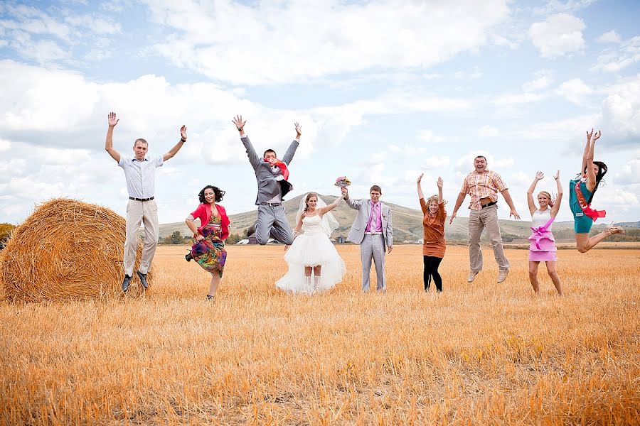 Wedding photographer Ekaterina Yuzhakova (eyuzhakova). Photo of 14 December 2012